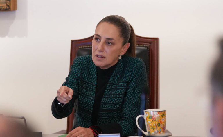 Claudia Sheinbaum niega recorte presupuestal a institutos de salud