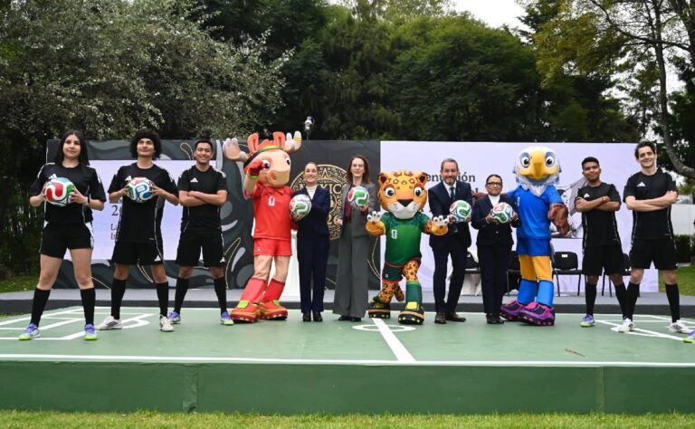 Sheinbaum presenta Copa Mundial FIFA 2026 desde Los Pinos