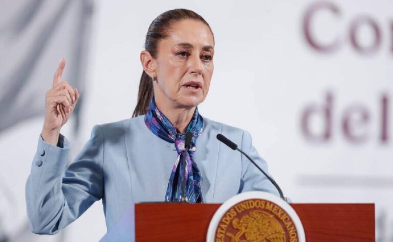 Sheinbaum propone celebrar los 7 años de la 4T con una mega marcha