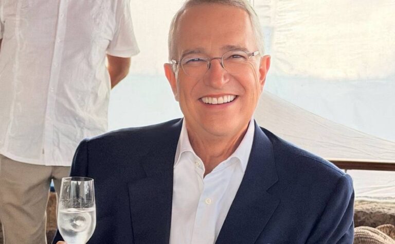 UIF acusa a Ricardo Salinas Pliego de lavado de dinero por operaciones en dos casinos; el empresario denuncia persecución política