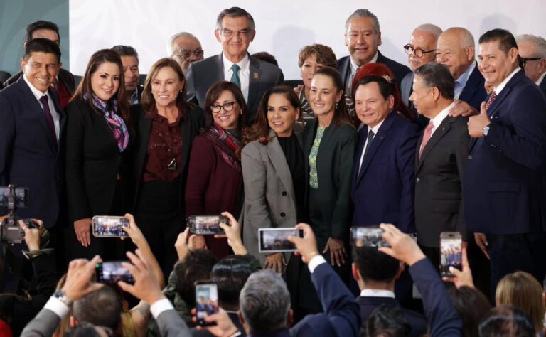 Gobernador Joaquín Díaz Mena participó en la 116ª Asamblea General Ordinaria del IMSS junto a la Presidenta Claudia Sheinbaum
