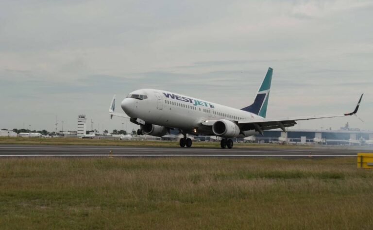 Yucatán refuerza conectividad aérea invernal con tercera frecuencia Toronto–Mérida
