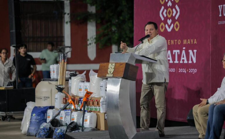 Apoya Renacimiento Maya economía familiar con huertos de traspatio