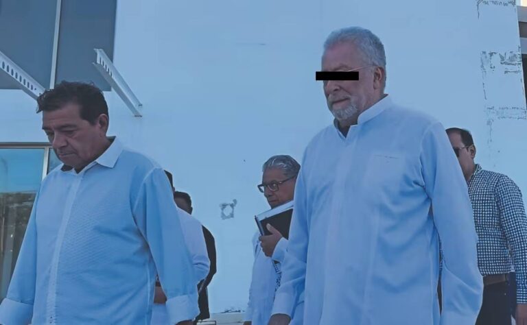Liberan a exrector de la UAC; aún no se define su situación