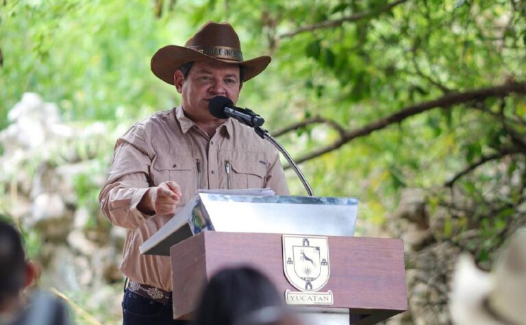 Mejoran producción agrícola con la construcción de Caminos Renacimiento