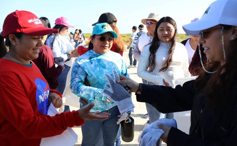 Recolectan casi 400 kilos de residuos en playas de Telchac Puerto