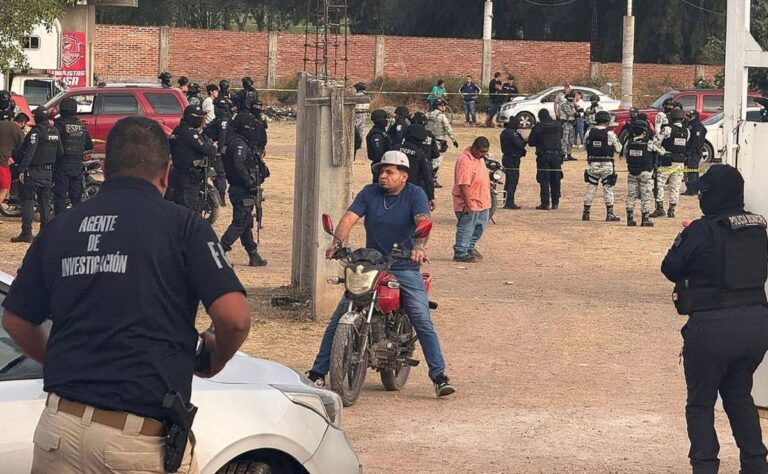 Reportan detención de dos personas por masacre en Salamanca