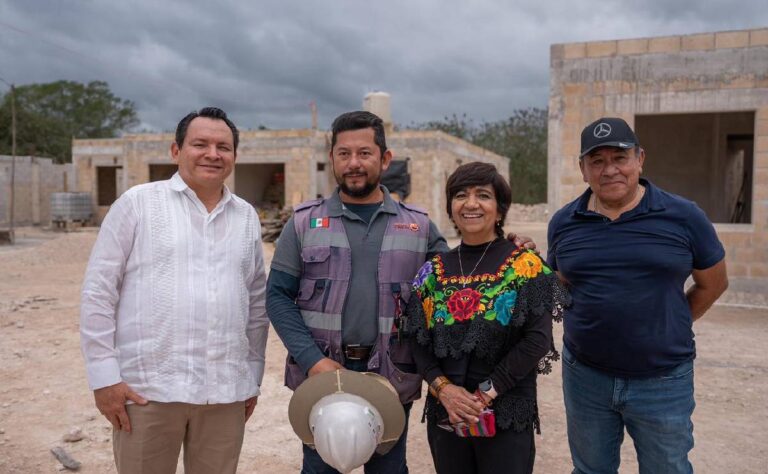 Supervisan Gobernador Joaquín Díaz Mena y titular de la Sedatu avances del Programa de Vivienda para el Bienestar