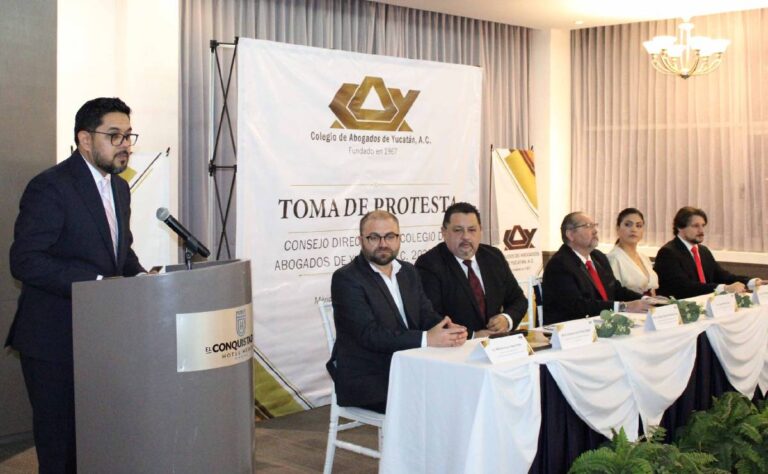 Toman protesta al Consejo Directivo 2026–2027 del Colegio de Abogados de Yucatán