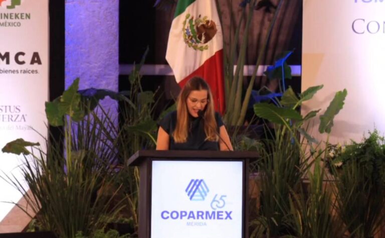Ayuntamiento de Mérida atiende y aclara dudas de la ciudadanía sobre sus negocios