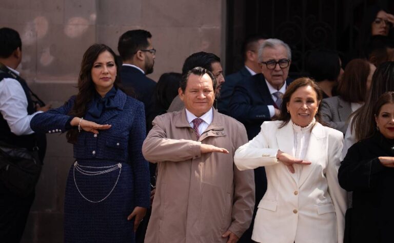 Gobernador Joaquín Díaz Mena acompaña a la Presidenta Claudia Sheinbaum en el 109 Aniversario de la Constitución