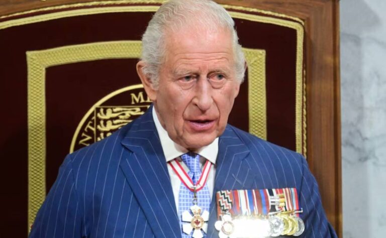_Ley debe seguir su curso_, dice el rey Carlos III tras arresto del expríncipe Andrés