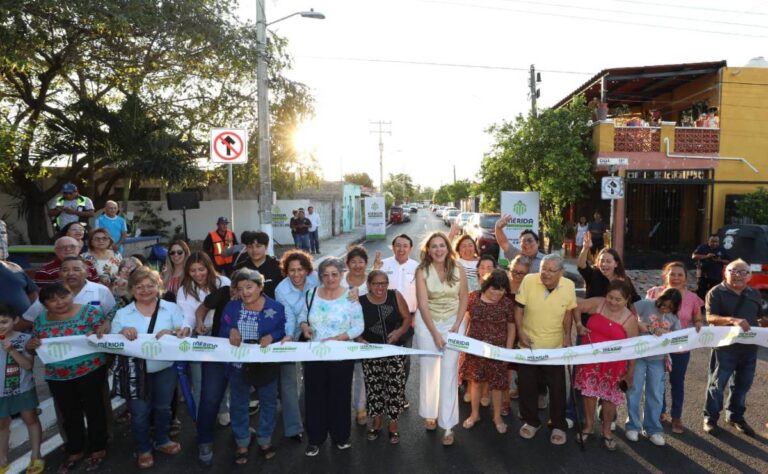 Entrega Cecilia Patrón mejoras en infraestructura urbana y espacios públicos en la zona de Vergel y San Antonio Kaua