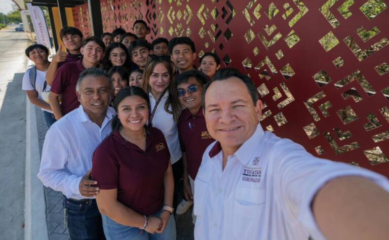 Estudiantes de la UTR Sur ya cuentan con paradero digno y seguro