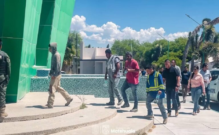 Hallan con vida a los 7 electricistas desaparecidos de Matehuala
