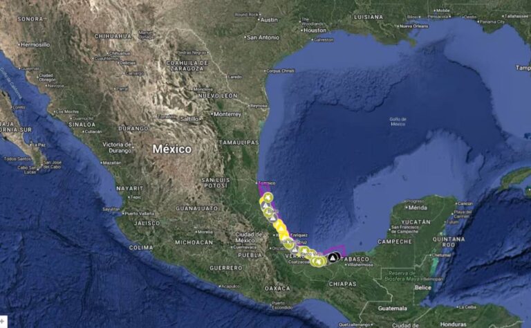 Mapa de sitios afectados por derrame de petróleo en Veracruz y Tabasco