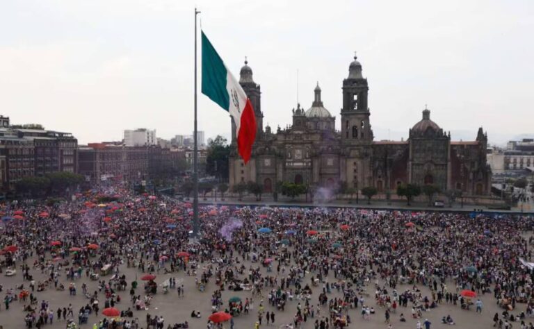Marcha del 8M 2026 en CDMX reúne a 120 mil mujeres; Brugada reporta saldo blanco